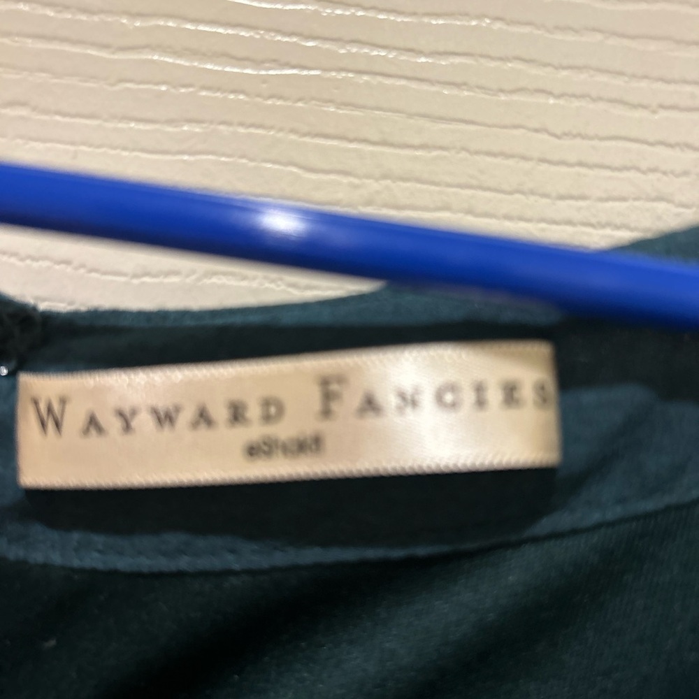 Wayward Fancies Eshaki green dress size 18 - Picture 2 of 5